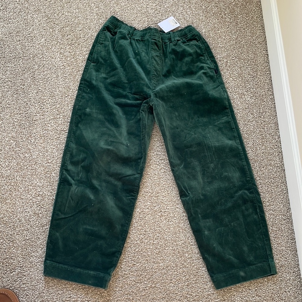 Stoic Green Corduroy Cropped Beach Pants